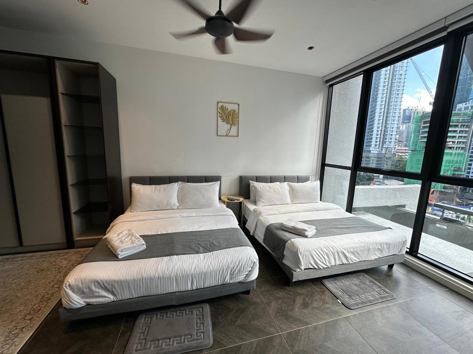 Scarletz Suites Klcc By Numa Куала-Лумпур Экстерьер фото